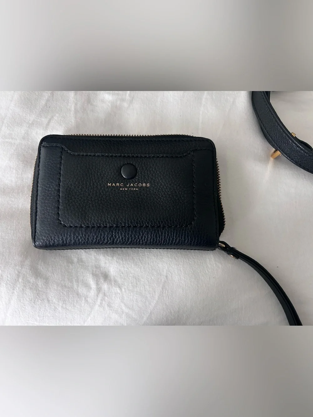 Marc Jacobs Black Pebbled Crossbody Shoulder Bag and matching wrist wallet